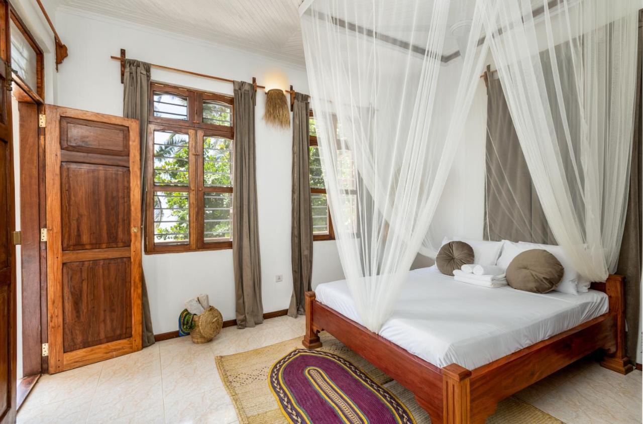 Kima Serviced Beach House & Suites Bwejuu Exterior foto