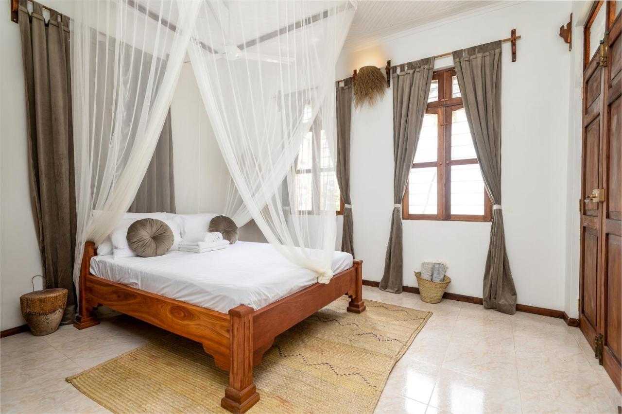 Kima Serviced Beach House & Suites Bwejuu Exterior foto