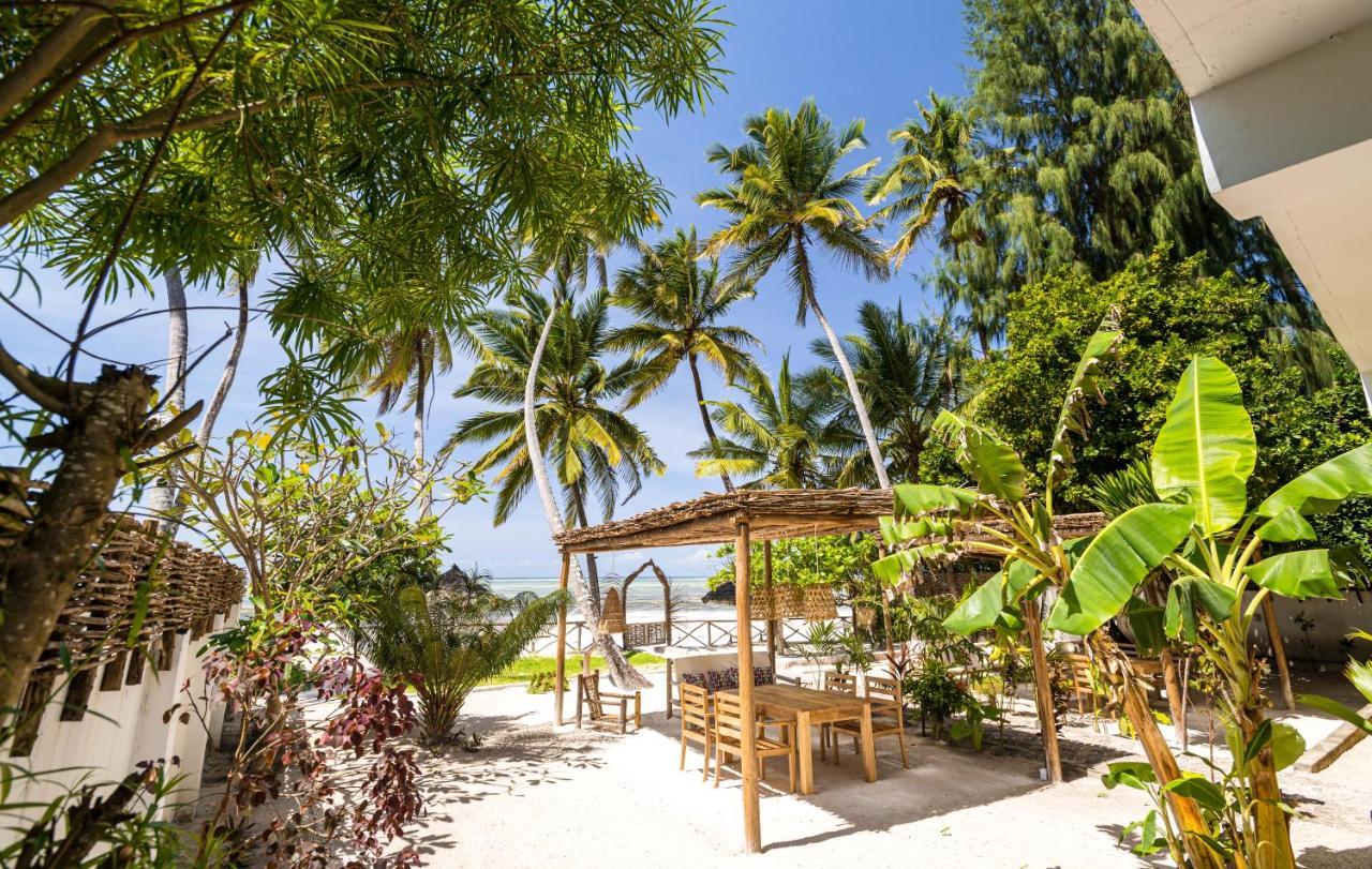 Kima Serviced Beach House & Suites Bwejuu Exterior foto