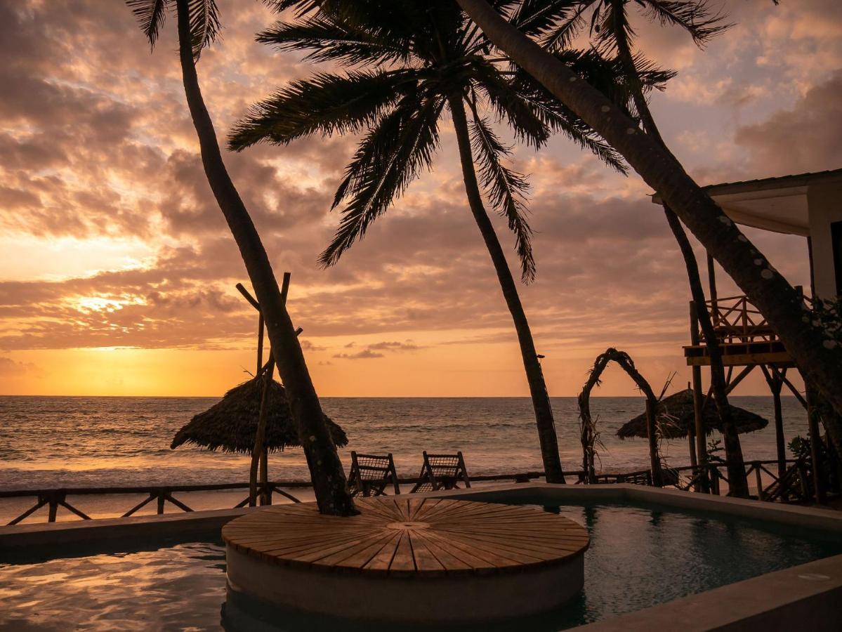 Kima Serviced Beach House & Suites Bwejuu Exterior foto