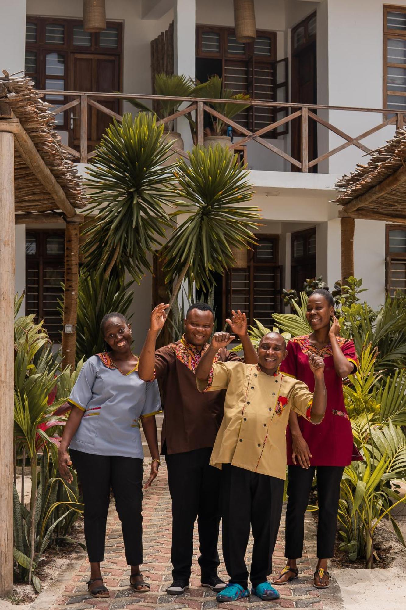 Kima Serviced Beach House & Suites Bwejuu Exterior foto