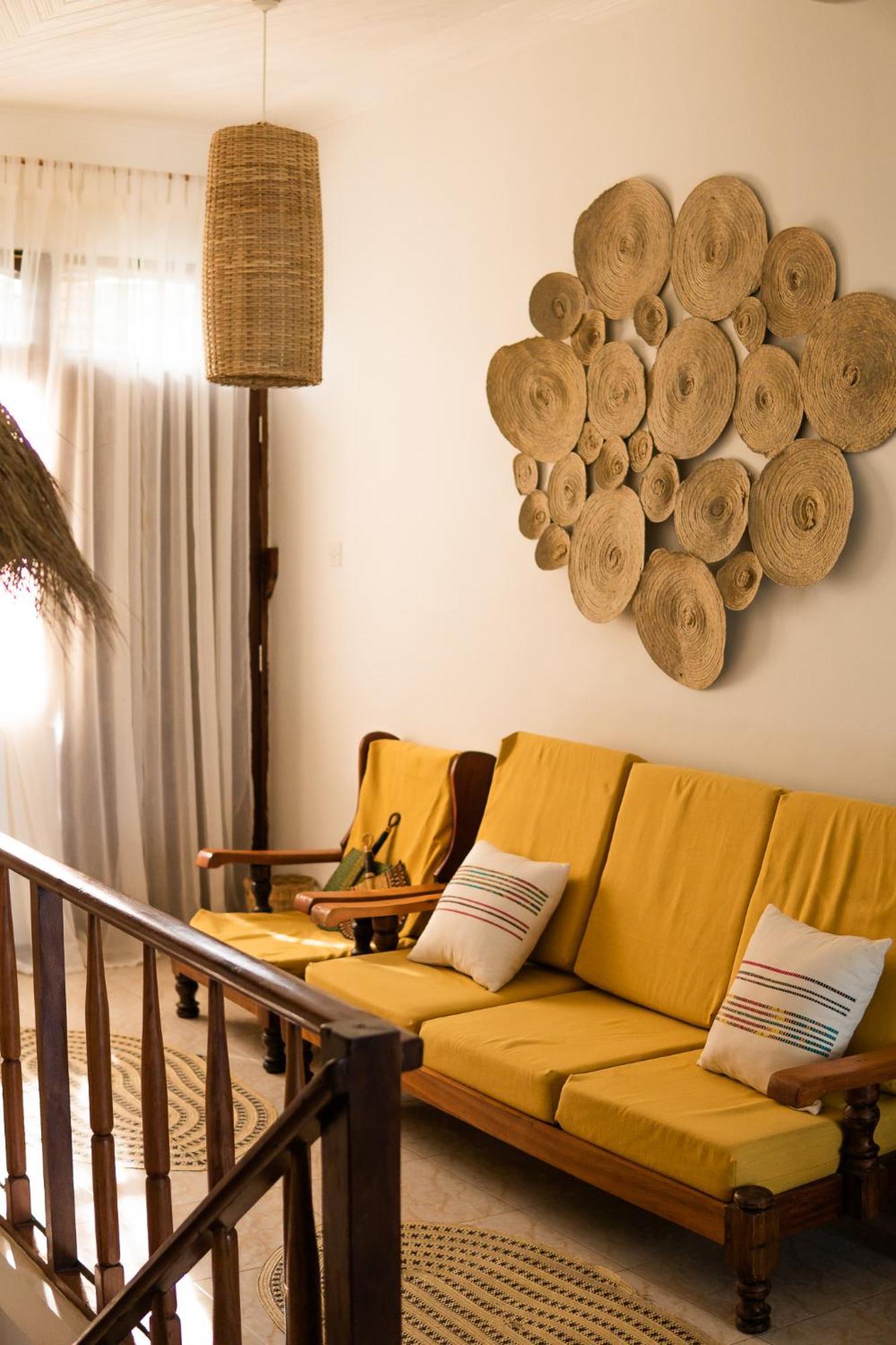Kima Serviced Beach House & Suites Bwejuu Exterior foto